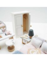 LE TOY VAN Doll House Master Bedroom 12