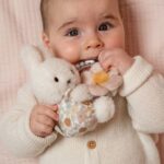 Υφασμάτινη κουδουνίστρα με κρίκο Miffy Vintage Little Flowers 7