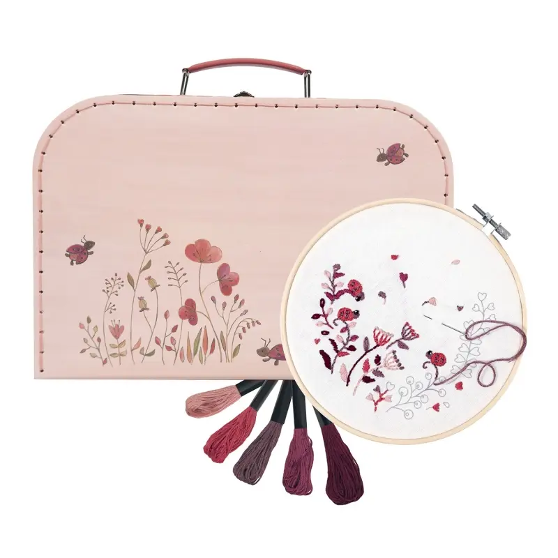 Egmont toys 3 EMBROIDERY KIT LADYBUGS 3