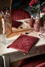 Cosmetic Flat Pouch Large Velvet Quiltey Days Red 12