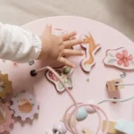 LITTLE DUTCH. Ξύλινο τραπέζι δραστηριοτήτων Fairy Garden FSC 13