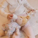 LITTLE DUTCH. Υφασμάτινη κούκλα μωρό Julia (40 εκ.) 12