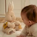 Little Dutch Υφασμάτινο κουνελάκι δραστηριοτήτων Baby Bunny GRS 14