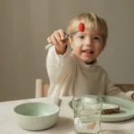 LITTLE DUTCH. Παιδικό σετ φαγητού 6 τεμαχίων Little Farm 8