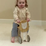 LITTLE DUTCH. Ξύλινο τροχήλατο Λιονταράκι Safari Friends FSC 12