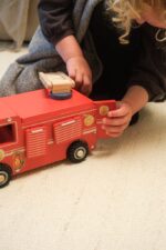 Egmont Toys, Πυροσβεστικό Όχημα με Μικρό Φιλαράκι – Μεγάλο 12