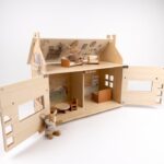 Egmont Toys, Κουκλόσπιτο Καφετέρια και Φούρνος με Μικρά Φιλαράκια και Έπιπλα 12