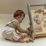 LITTLE DUTCH. Καρότσι-περπατήστρα δραστηριοτήτων Safari Friends FSC 10